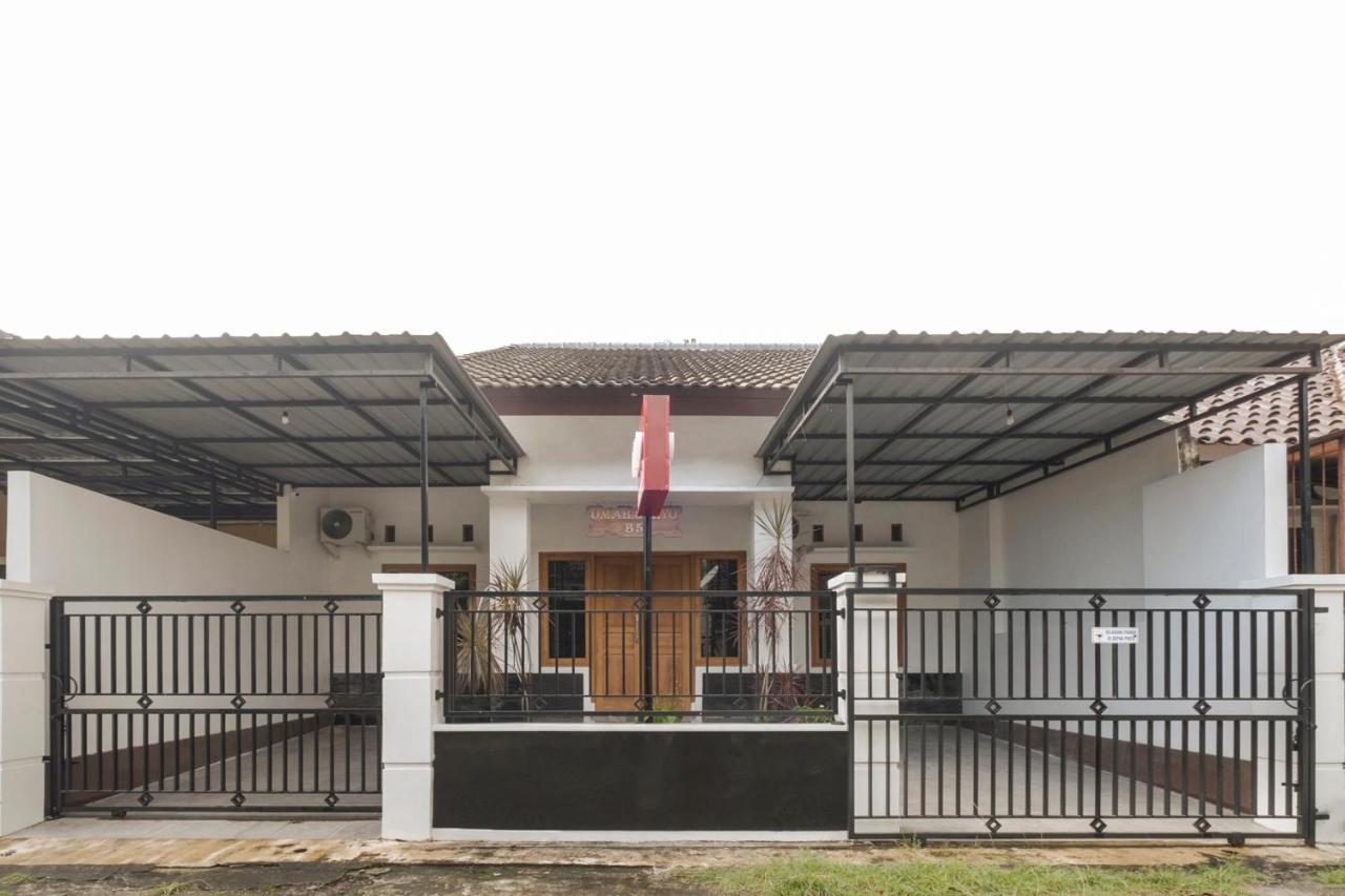 Oyo 3267 Omah Suryo Hotel Джокякарта Екстериор снимка